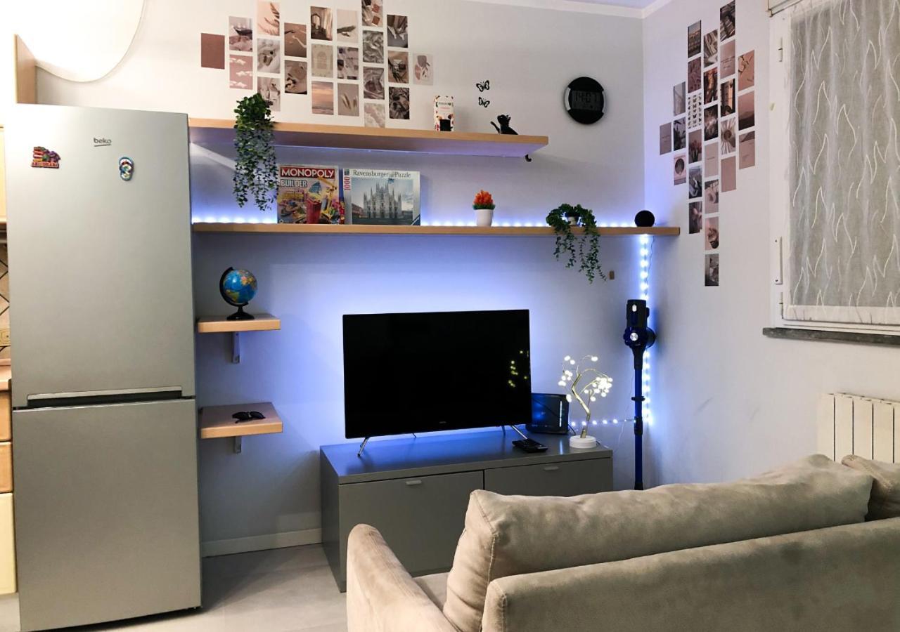 Confortevole Bilocale A Pochi Minuti Dal Centro Lägenhet Milano Exteriör bild